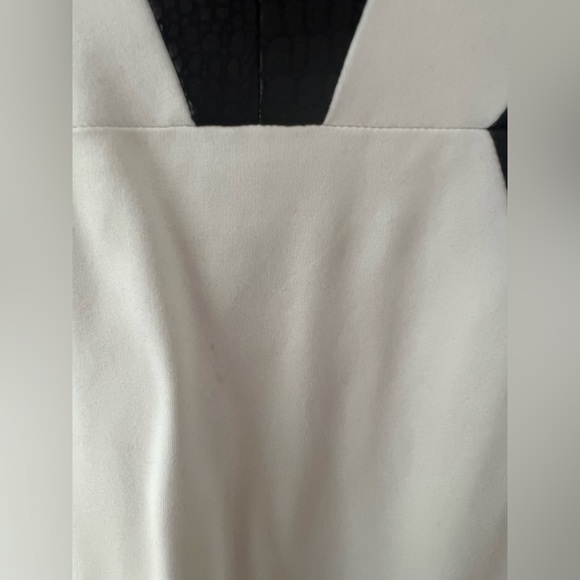 White and black crocodile print Cache dress size 6 - Picture 4 of 4